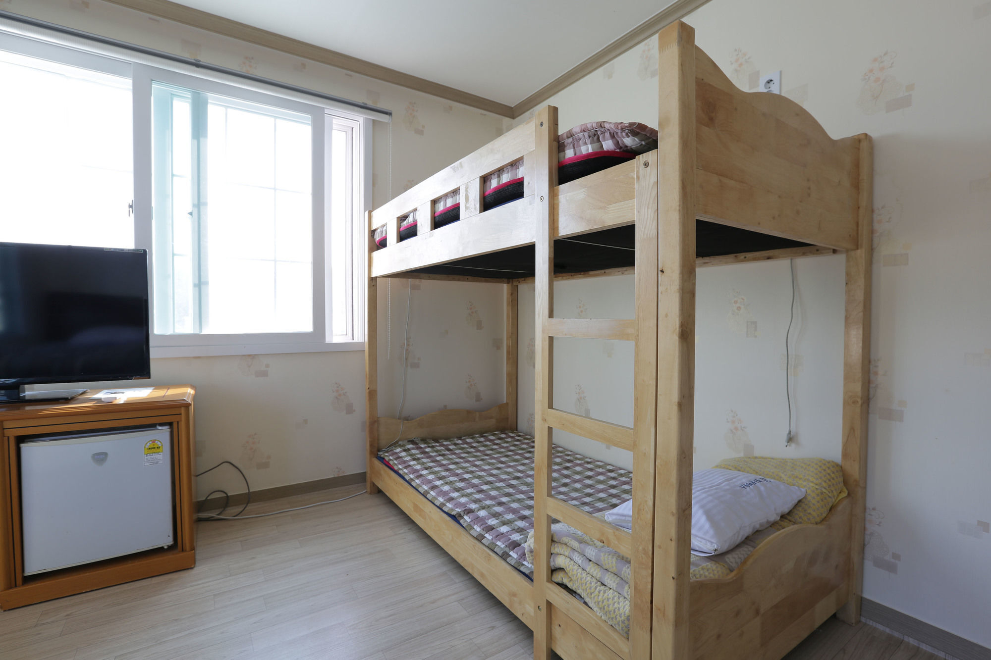 If Guesthouse - Hostel Gangneung Bagian luar foto